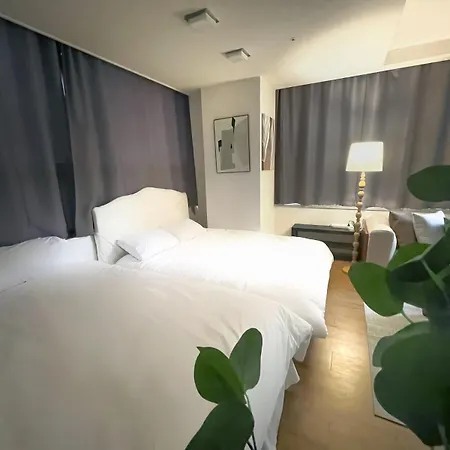 Warm House 10Sec From Gangnam Station Apartment Seoul Exterior photo